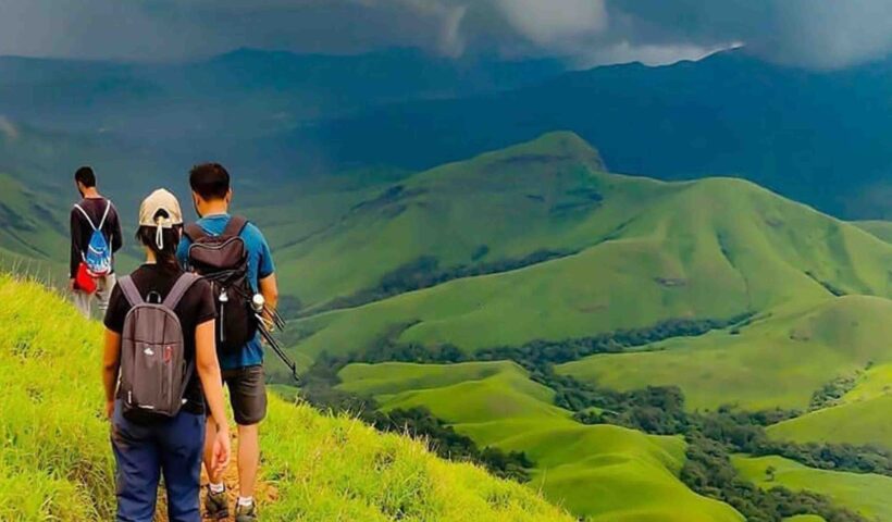 Top 3 Visiting travelling, trekking places in karnataka
